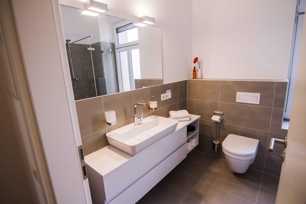 Helvetia Suites Düsseldorf Zimmer foto