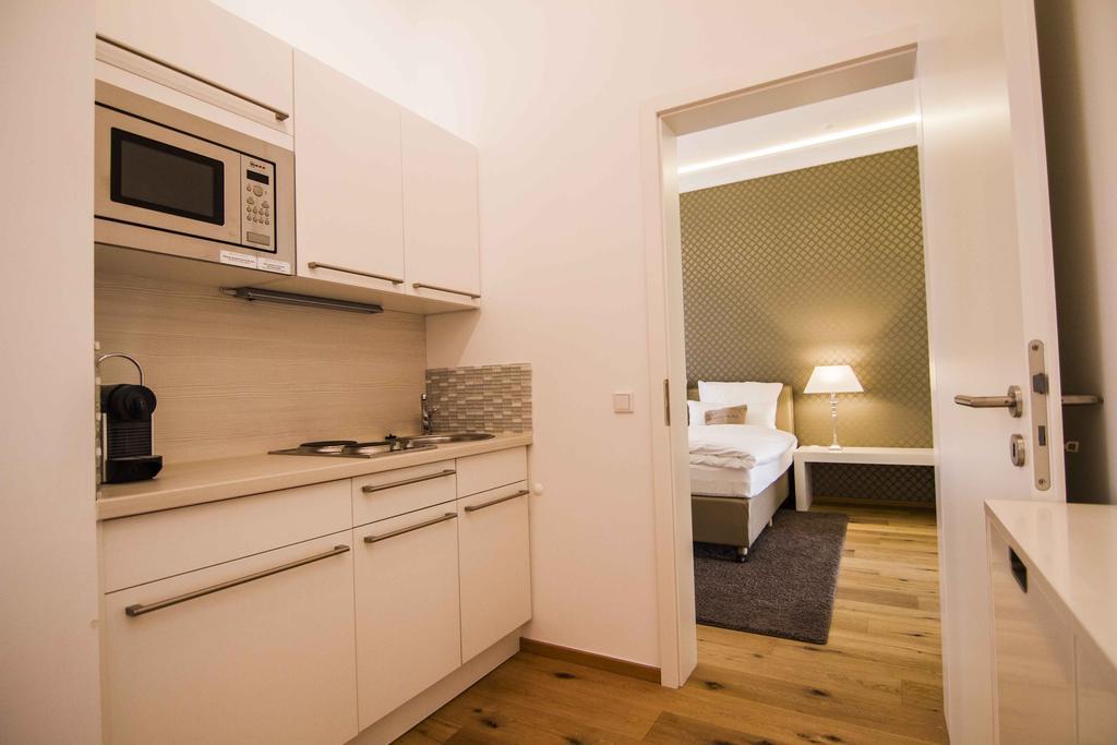 Helvetia Suites Düsseldorf Zimmer foto